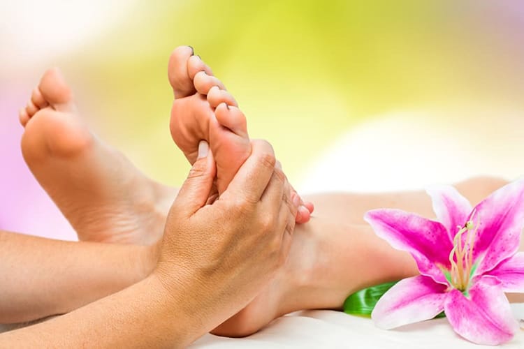 Τhe Massage Suite Μασάζ στο πόδια