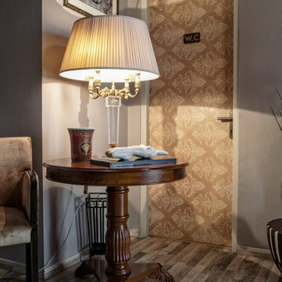 Διακόσμηση Χώρου μέσα στο Τhe Massage Suite