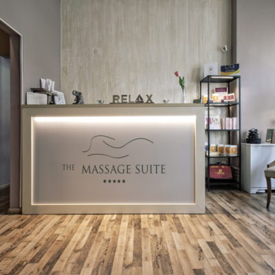 Διακόσμηση Χώρου μέσα στο Τhe Massage Suite