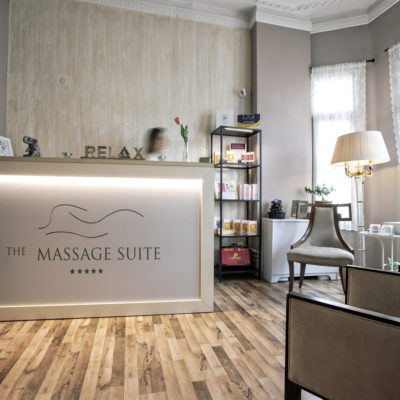 Διακόσμηση Χώρου μέσα στο Τhe Massage Suite