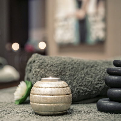 Διακόσμηση Χώρου μέσα στο Τhe Massage Suite